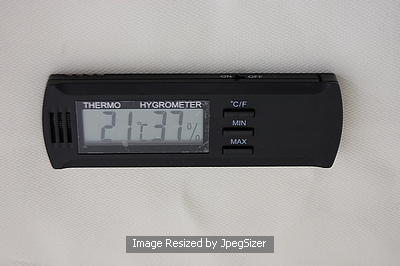 LT2 indoor Hygrometer Thermometer with Low/High Memory Compact E