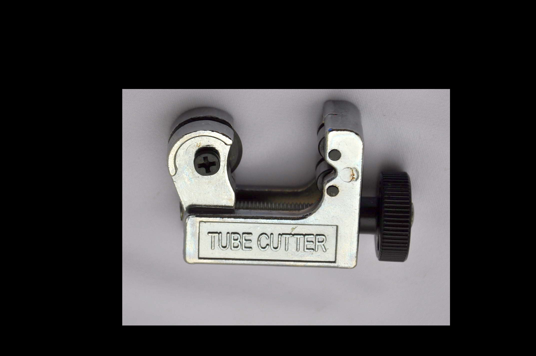 Tight Quarter/Space Mini Tube Cutter, bigger capacity 1/8 to 7/8 Japanese Blade Roller