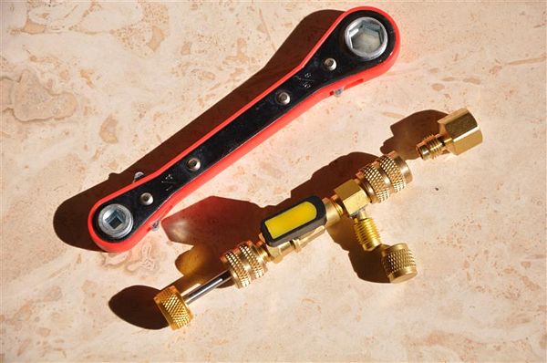 Professional HVAC Tool:Service Schrader Port Valve wrench 4-in-1 hex and  square stem:CT123, and valve core remover installer VT2
