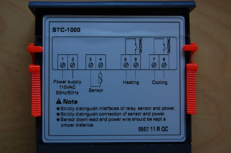 Direct Temperature Controller, Dual Refrigeration or heating, with 1 external NTC sensor. Good for redesign or rewiring of a refrigeration system